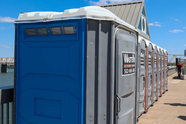 Best Portable Restroom Servicing (Cleaning and Restocking)  in Centreville, AL