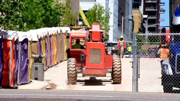 Best Standard Portable Toilet Rental  in Centreville, AL